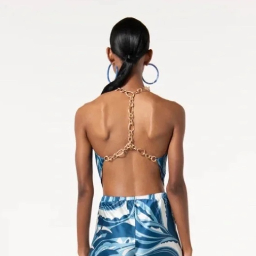 NWT Cult Gaia Olivine Backless Gold Chain Detail Halter Crop Top Paisley Blue M - Picture 3 of 9